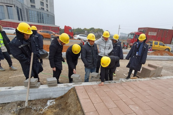 1610011046697171.jpg 黨委委員付海華昌東大道洛陽東路指導工作6004003.jpg