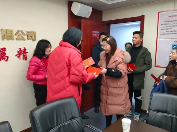 1611740984935588.jpg 南昌市總工會(huì)走訪慰問(wèn)南昌市政建設(shè)集團(tuán)困難職工6005.jpg