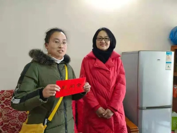 1611741006467519.jpg 南昌市總工會(huì)走訪慰問(wèn)南昌市政建設(shè)集團(tuán)困難職工6008.jpg