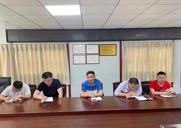 1620283114125946.jpg 市政建設(shè)集團(tuán)斗南路提升改造工程項(xiàng)目開展部署動(dòng)員會(huì)6002.jpg