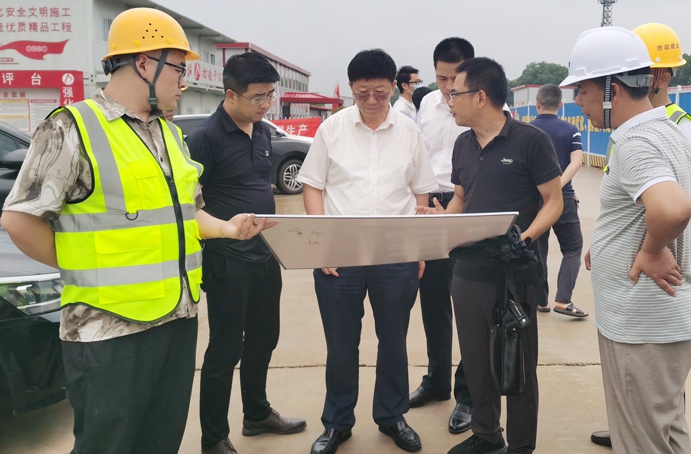 1625192270968254.jpg 吳文衛(wèi)蒞臨南昌縣人才公共實(shí)訓(xùn)基地檢查指導(dǎo)工作6912.jpg