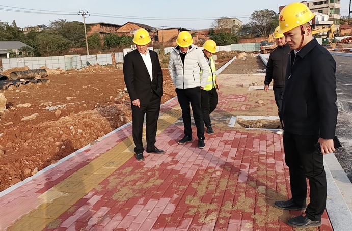 1637657442971478.jpg 南昌市政建設集團領導深入一線督導檢查安全生產(chǎn)工作6911.jpg