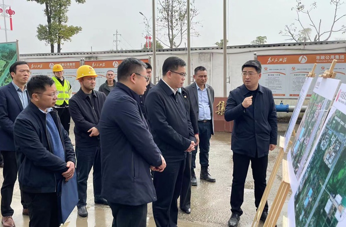 1646623406654429.jpg 南昌縣委常委縣紀委書記縣監(jiān)委主任劉榮鑫實地調(diào)研南昌縣人才項目建設情況691.jpg