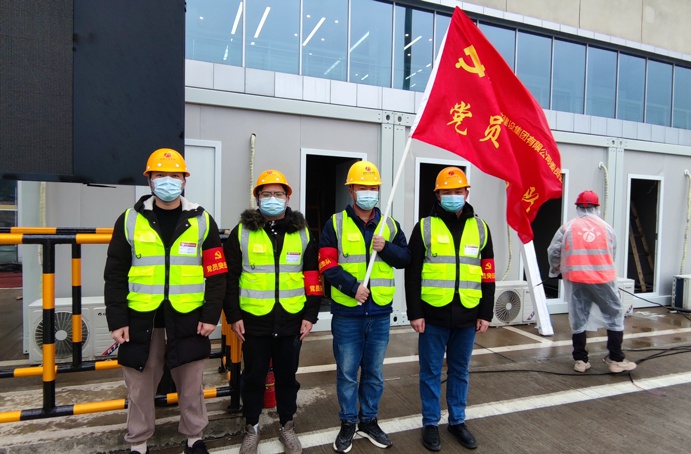 1648339105427870.jpg 南昌市政建設(shè)集團(tuán)黨旗在項(xiàng)目一線高高飄揚(yáng)6912.jpg