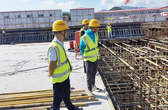 南昌市政建設(shè)各在建項(xiàng)目開展安全隱患大排查 南昌市政建設(shè)各在建項(xiàng)目開展安全隱患大排查