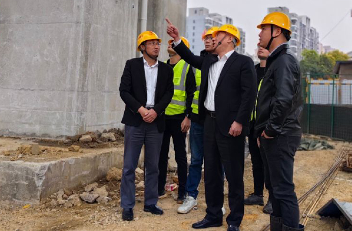 1680145989471508.jpg 6911.jpg