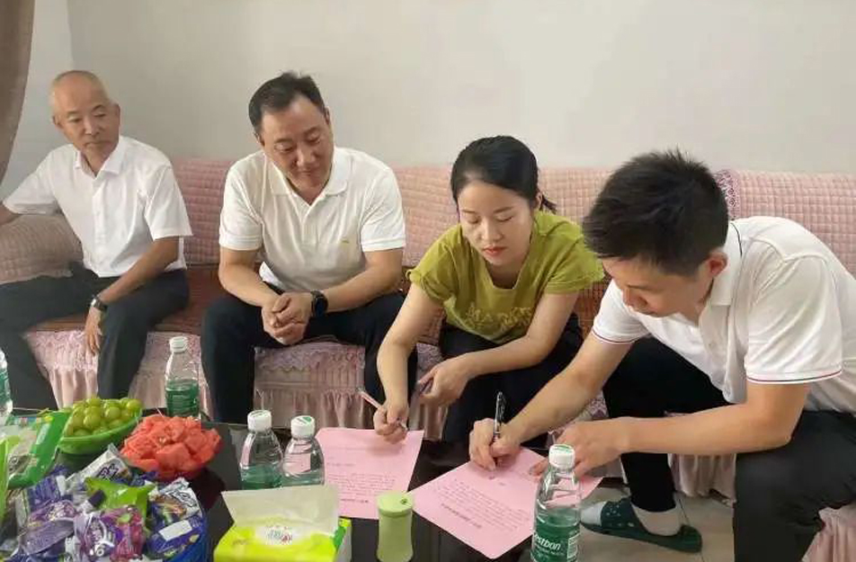 南昌市政建設集團開展廉政家訪