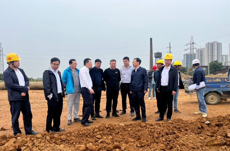 萬義輝到秦坊安置房、杭州路項目調研