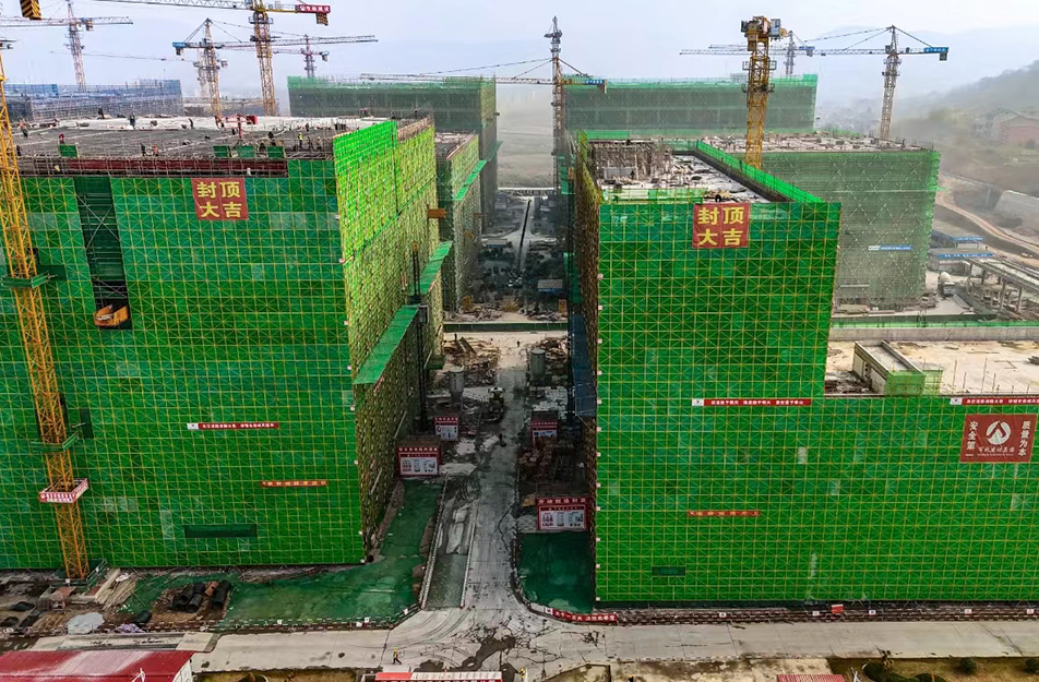 上饒市高新區(qū)標準廠房建設(shè)項目順利封頂 上饒市高新區(qū)標準廠房建設(shè)項目順利封頂