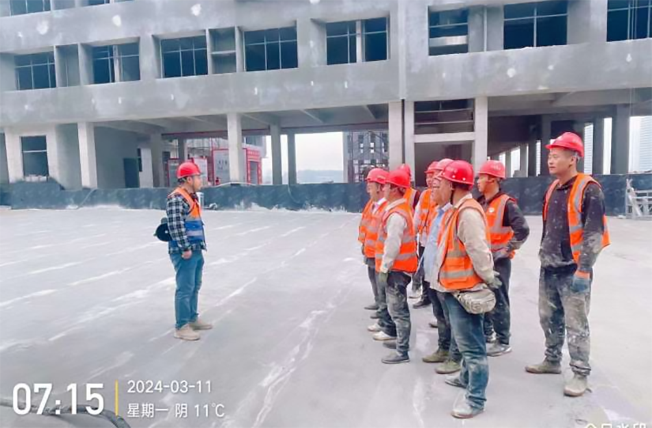 南昌市政建設(shè)集團持續(xù)開展安全早會 南昌市政建設(shè)集團持續(xù)開展安全早會