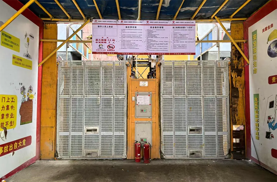 南昌市政建設(shè)集團有限公司緊急開展強對流天氣專項安全檢查，全面排查設(shè)備加固、用電安全、排水防澇及應(yīng)急物資，筑牢極端天氣施工安全防線