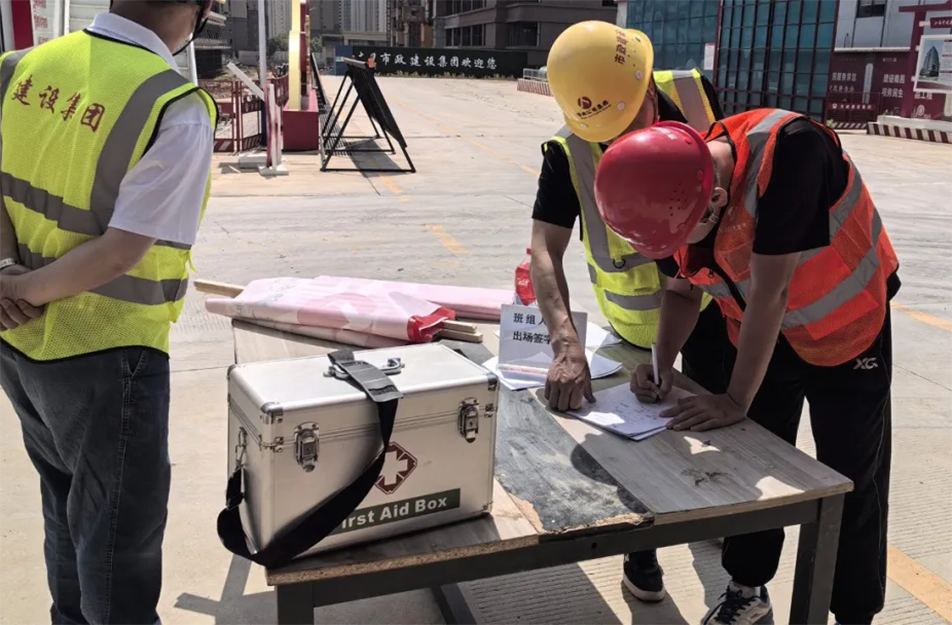 南昌市政建設集團開展年中質(zhì)量安全大檢查 16個項目發(fā)現(xiàn)18項優(yōu)秀實踐